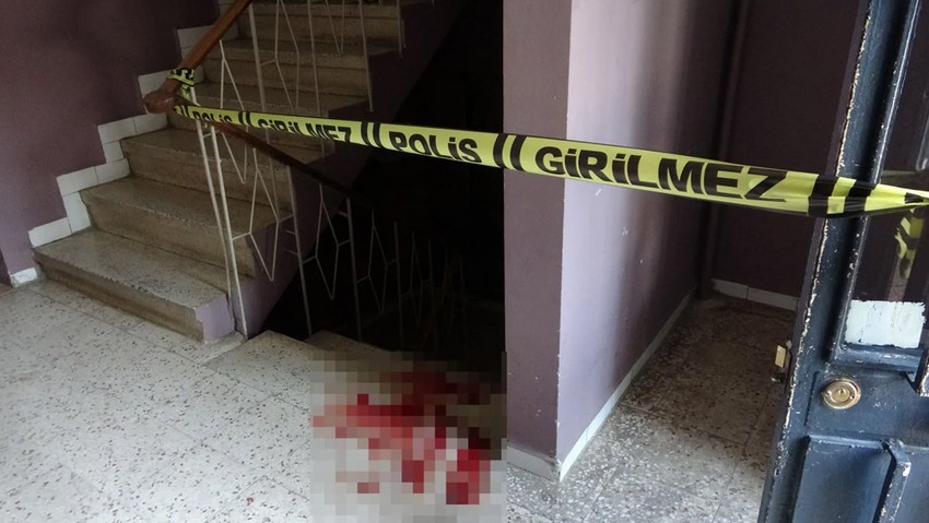 Pendik'te dehşet veren olay: Başkasıyla evlenen eski eşini defalarca bıçakladı - Resim : 2