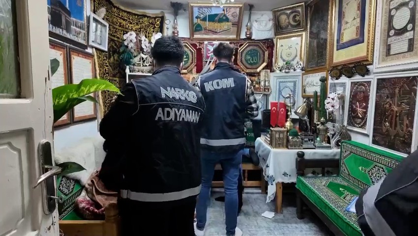 45 milyonluk cin çıkarma seansı! Sahte 'Sofi' çetesi çökertildi! - Resim : 2