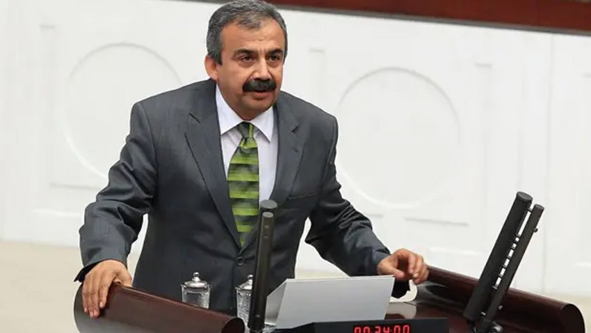 Sırrı Süreyya Önder hayatını kaybetti - Resim : 3