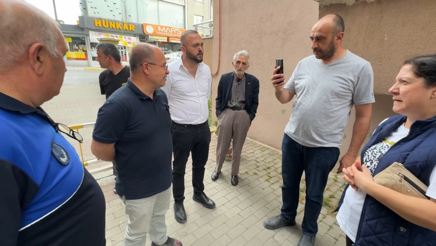 Avcılar’da tehlike saçan bina boşaltıldı! 4 blok için inceleme sürüyor - Resim : 2