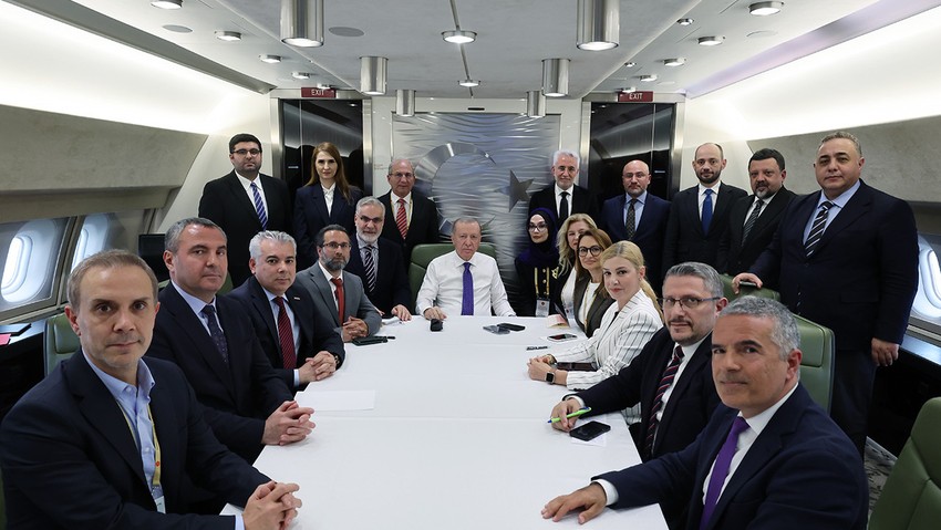 Cumhurbaşkanı Erdoğan, Arnavutluk ziyareti dönüşü uçakta gazetecilerin sorularını yanıtladı: Bunun Terörsüz Türkiye ile yakından uzaktan alakası yok - Resim : 1