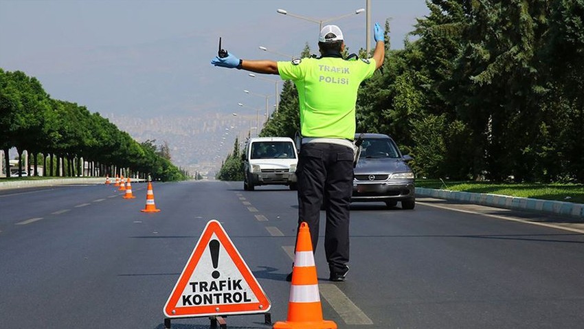 Araç sahiplerine üzücü haber! Trafik cezaları arttı! Telefonla konuşan yandı… Madde madde yeni cezalar... - Resim : 5