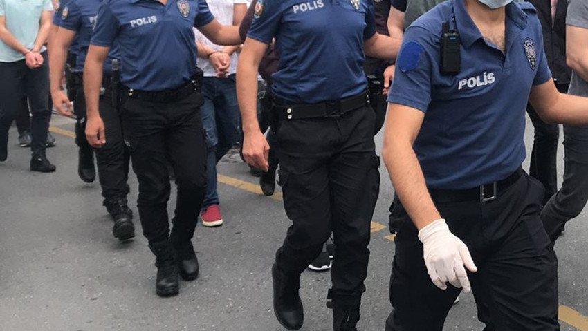 Ev hanımlarını ek iş vaadiyle 100 milyon TL dolandırdı yetmedi tehdit ettiler - Resim : 1