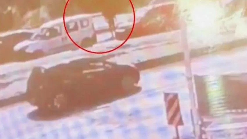 İzmir'de seyir halindeki araca silahlı saldırıda 3 kişi hayatını kaybetmişti: Dehşet anının kamera kaydı ortaya çıktı - Resim : 3