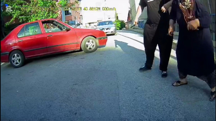 Marmaray, Maltepe ve şimdi Pendik! Eşi ve kızının yanında bıçak çekti! Dehşet anları kamerada! - Resim : 1