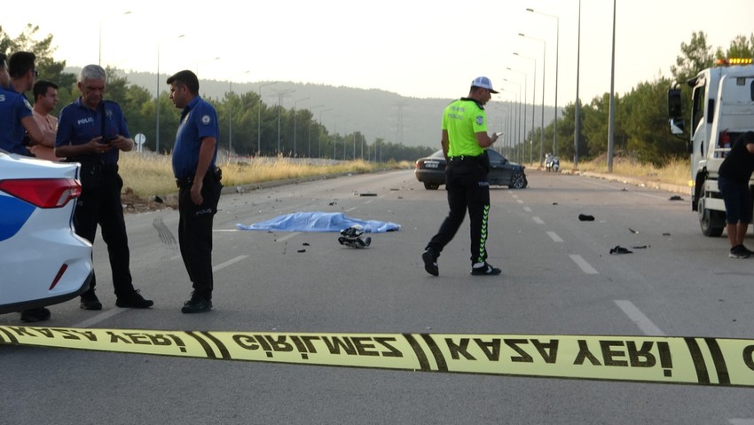 En acı babalar günü... Oğlunun ölüm haberini aldı: Feryatları yürekleri dağladı - Resim : 4