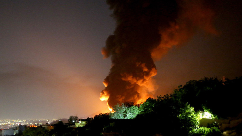 İsrail, İran devlet televizyonunu vurdu! - Resim : 3