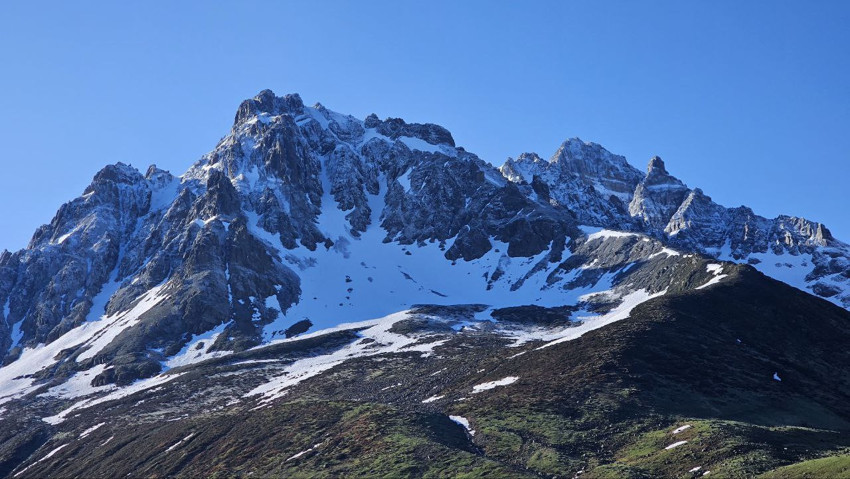 Rize'nin yüksek yaylalarına Haziran ayında kar yağdı - Resim : 1