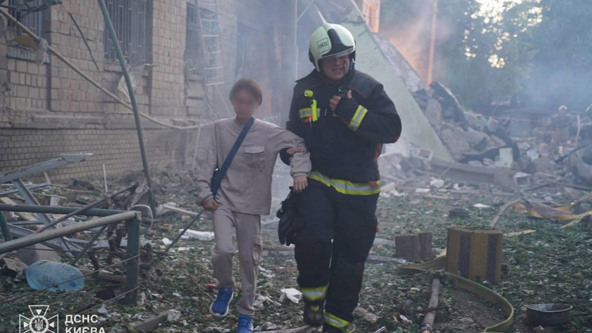 Rusya Ukrayna’ya gece boyu saldırdı… Kiev’den dikkat çeken açıklama - Resim : 1