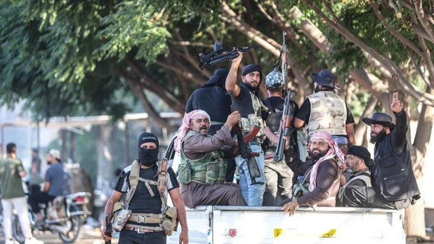 Suriye'de çatışmalar giderek şiddetleniyor: Suriye Cumhurbaşkanlığı Süveyda kararını açıkladı - Resim : 2