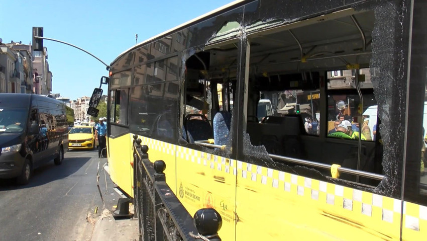 Beyoğlu'nda İETT otobüsü dehşet saçtı! Ortalık savaş alanına döndü: Çok sayıda yaralı var - Resim : 6
