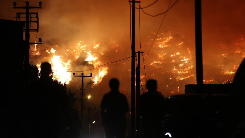 Bursa'yı alevler sardı! Alev kapanından böyle kurtuldular: O anlar kamerada - Resim : 2