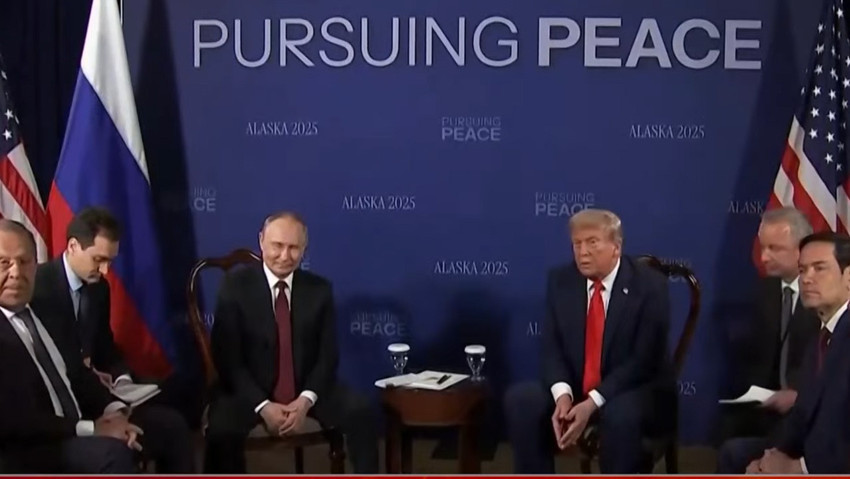 Alaska'da 3 saatlik tarihi zirve! Trump ve Putin 7 yıl sonra bir araya geldi: İki liderden görüşme sonrası flaş açıklamalar - Resim : 2