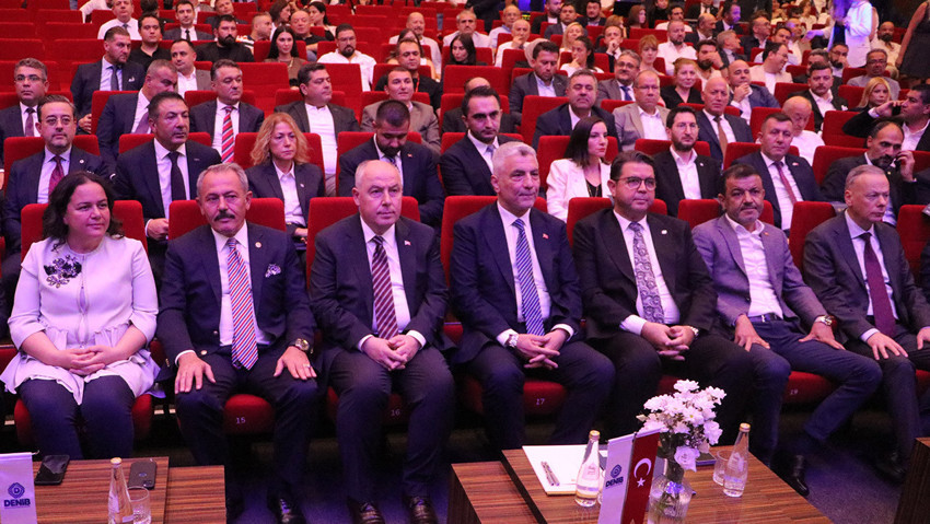 Bakan Bolat’tan önemli açıklamalar: Yılın ikinci çeyreğinde yüzde 4,8 büyüdük - Resim : 2