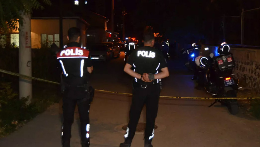 Aksaray'da aile faciası! 19 yaşındaki genç dehşet saçtı - Resim : 1