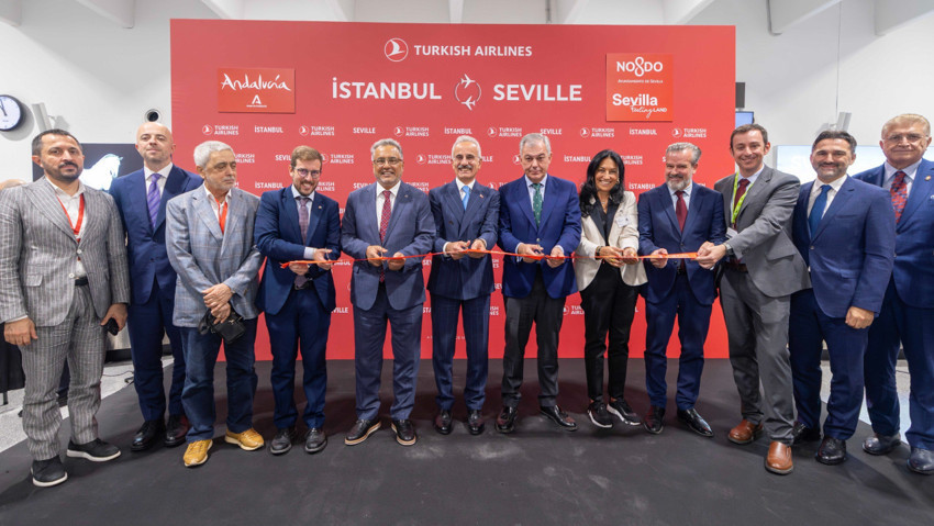 THY'den yeni rota! İstanbul-Sevilla uçuşları başladı - Resim : 1