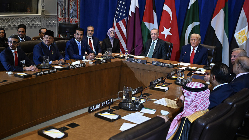 BM'de kritik Gazze zirvesi! Cumhurbaşkanı Erdoğan ile Trump baş köşede! Erdoğan'dan ilk açıklama: "Çok verimli bir toplantıydı" - Resim : 2