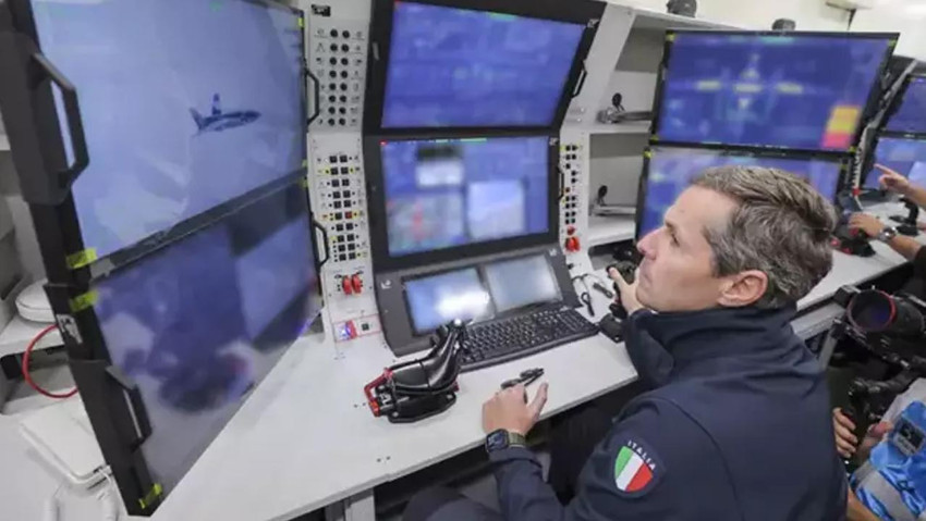 İtalya Savunma Bakanlığı’ndan üst düzey ziyaret! TB3 SİHA, AKINCI TİHA ve KIZILELMA yerinde incelendi - Resim : 2