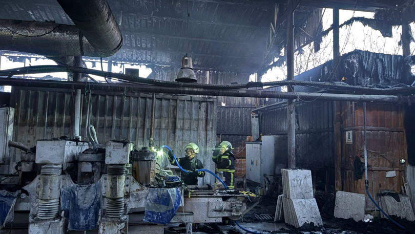 Mermer fabrikasında korkutan yangın - Resim : 2