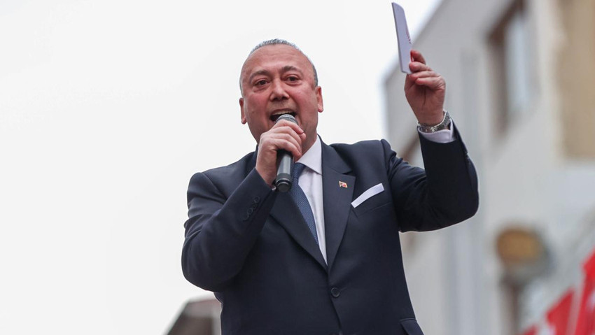 Uşak Belediye Başkanı &Ouml;zkan Yalım CHP&rsquo;den ihra&ccedil; edildi - Resim : 1