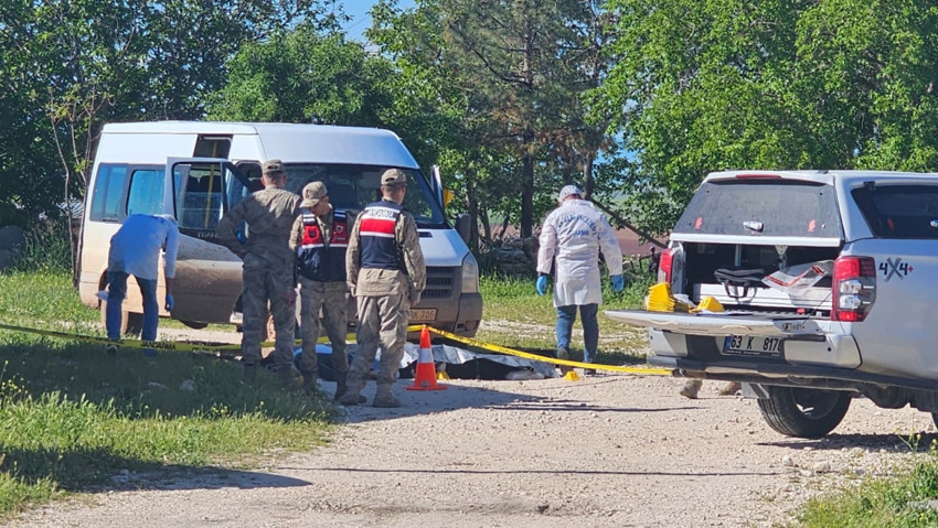 Şanlıurfa'da minibüse silahlı saldırı! 3 kişi hayatını kaybetti - Resim : 3