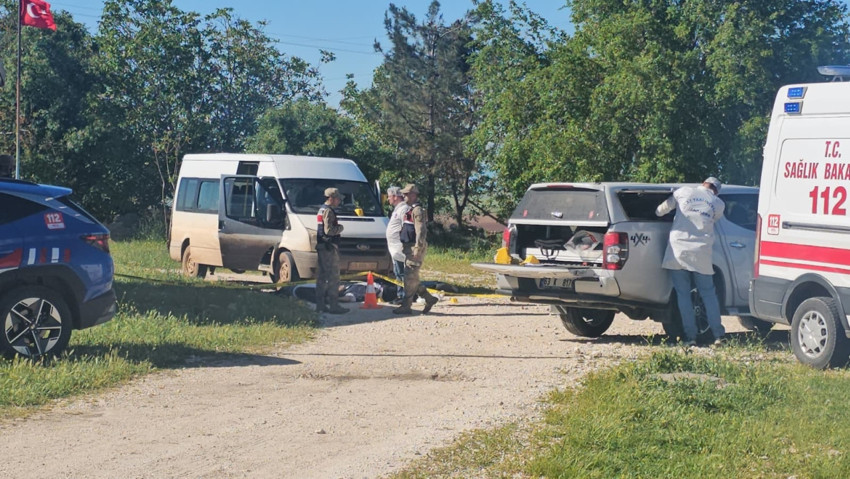 Şanlıurfa'da minibüse silahlı saldırı! 3 kişi hayatını kaybetti - Resim : 1
