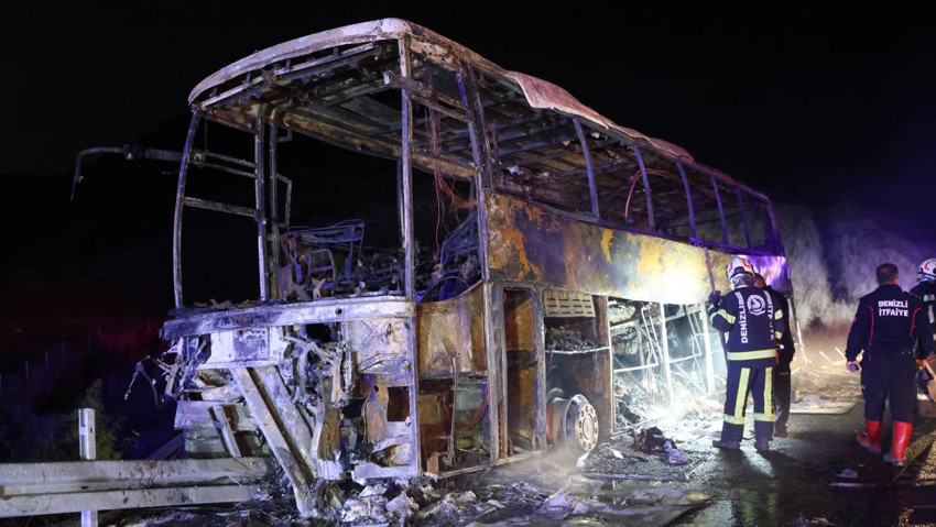 Denizli'de yolcu otobüsü faciası! 8 kişi hayatını kaybetti 33 kişi de yaralandı - Resim : 3