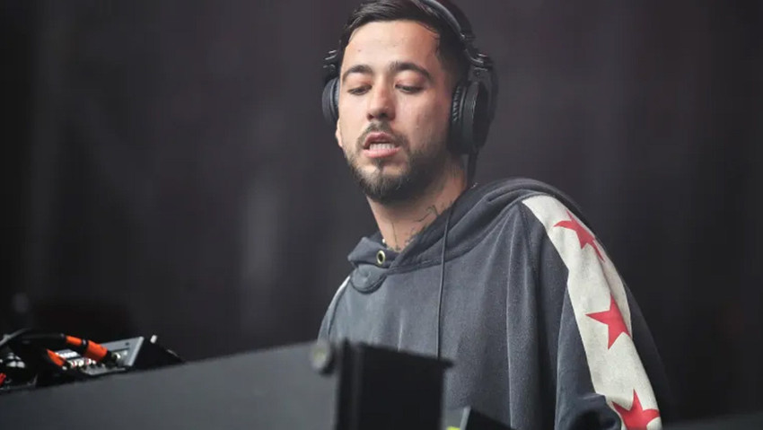 Dünyaca ünlü DJ Mahmut Orhan köyünde konser verdi! Genç yaşlı herkes doyasıya eğlendi - Resim : 2