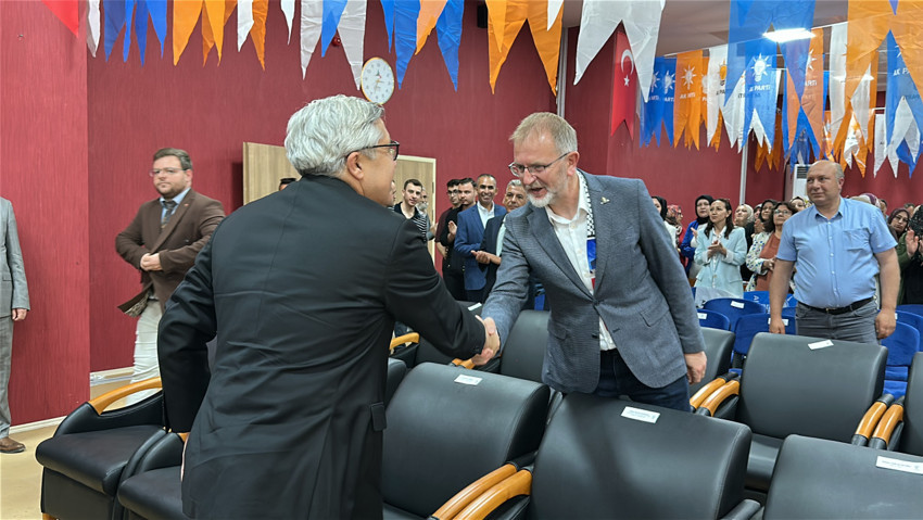 AK Parti Genel Başkan Yardımcıs Hüseyin Yayman: Atatürk hayatta olsaydı, bugün partinin yönetimindekileri kovardı - Resim : 3