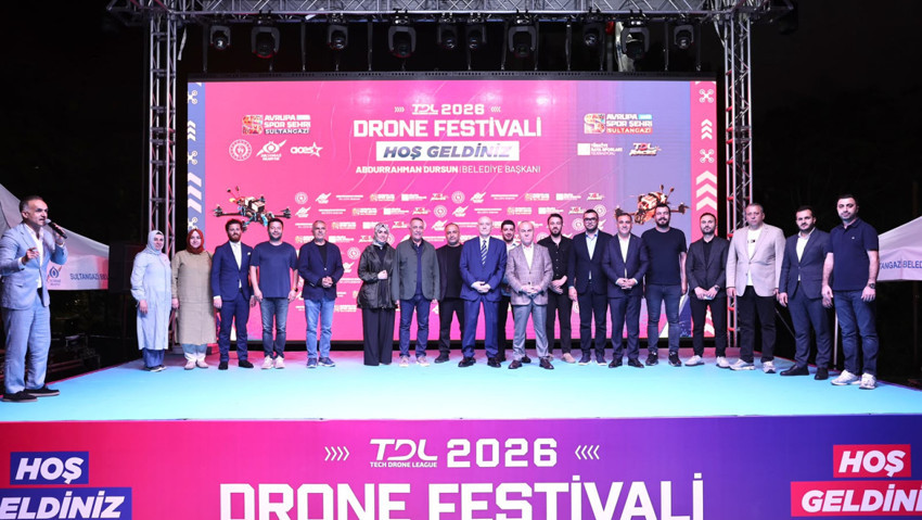 Sultangazi’de dev organizasyon! Drone festivali nefes kesti - Resim : 1