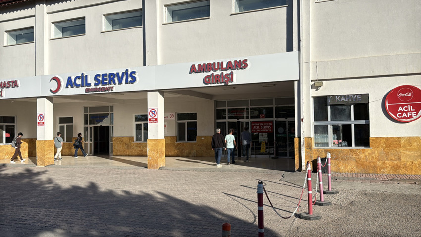 Baltalı saldırgan dehşet saçtı: Mahalleyi kana buladı! İşte saniye saniye vahşet anları - Resim : 1