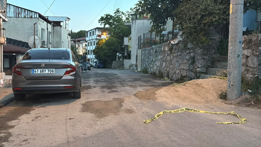 Bunun adı vahşet! 5 çocuk annesini katletti! 15 bıçak darbesi yetmedi: Çocuğumla göz göze gelince durdum - Resim : 2