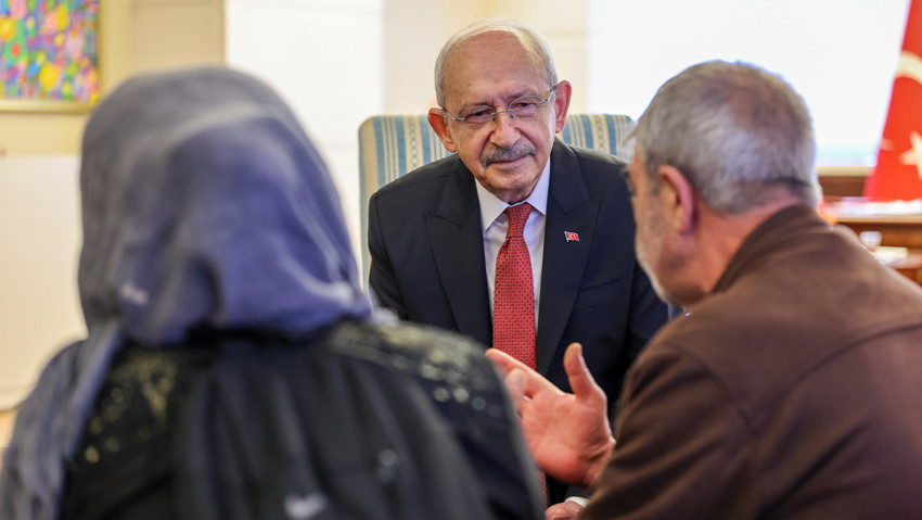 Kemal Kılıçdaroğlu, mağdur aileyi makamında kabul etti - Resim : 3