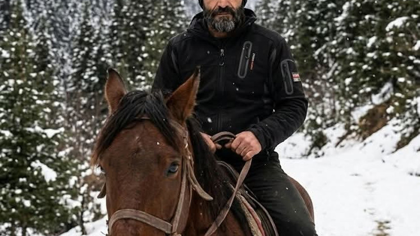 Artvin'de yürek yakan olay! Baba-oğul kamyonetle Çoruh Nehri'ne uçtu: Kahreden detay ortaya çıktı - Resim : 1