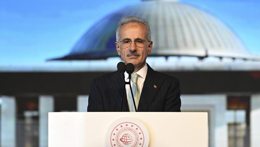 Uraloğlu'ndan peş peşe müjdeler: İlk yerli tren 225 km/s hızla geliyor! Halkalı-İstanbul Havalimanı 30 dakika! - Resim : 4