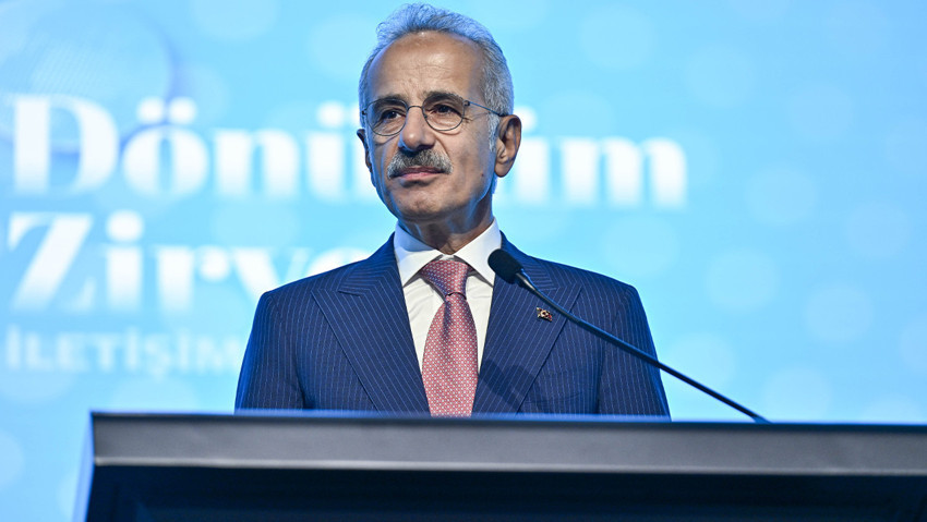 Uraloğlu'ndan peş peşe müjdeler: İlk yerli tren 225 km/s hızla geliyor! Halkalı-İstanbul Havalimanı 30 dakika! - Resim : 2