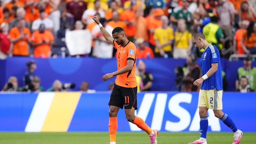 Hollanda farklı kazandı: İsveç'i 5-1 mağlup etti - Resim : 2