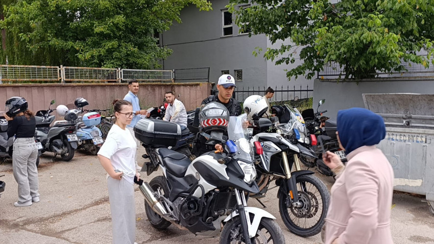 YKS'de zamanla yarış: Kimi yetişti, kimi kapıda kaldı - Resim : 3