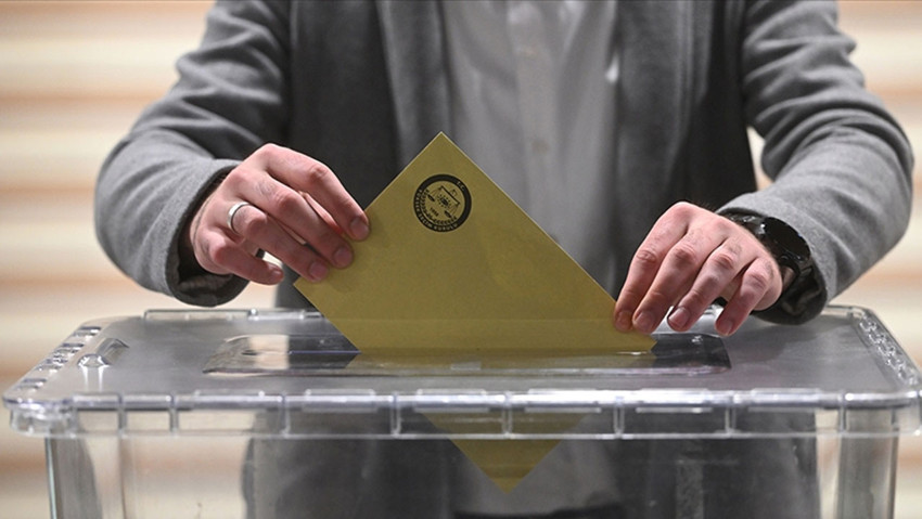 SON ANKET SONUÇLARI AÇIKLANDI! O tarihten beri birinci parti: Bazıları kendini aç tavuk gibi tahıl ambarında görüyor - Resim : 1