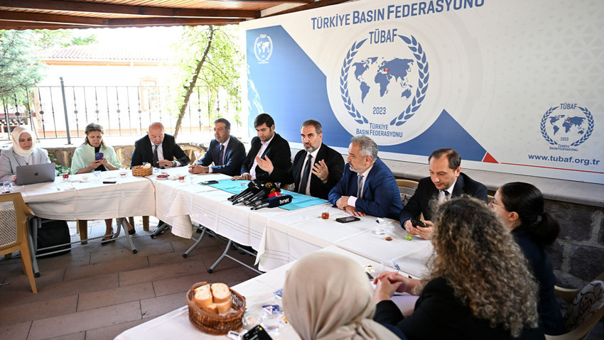 SON ANKET SONUÇLARI AÇIKLANDI! O tarihten beri birinci parti: Bazıları kendini aç tavuk gibi tahıl ambarında görüyor - Resim : 3