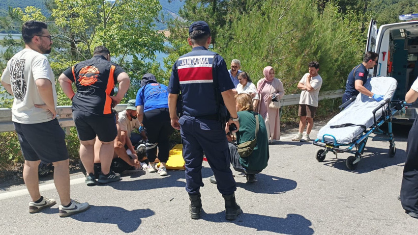 Samsun’da kahreden kaza: Anne olay yerinde yıkıldı - Resim : 1