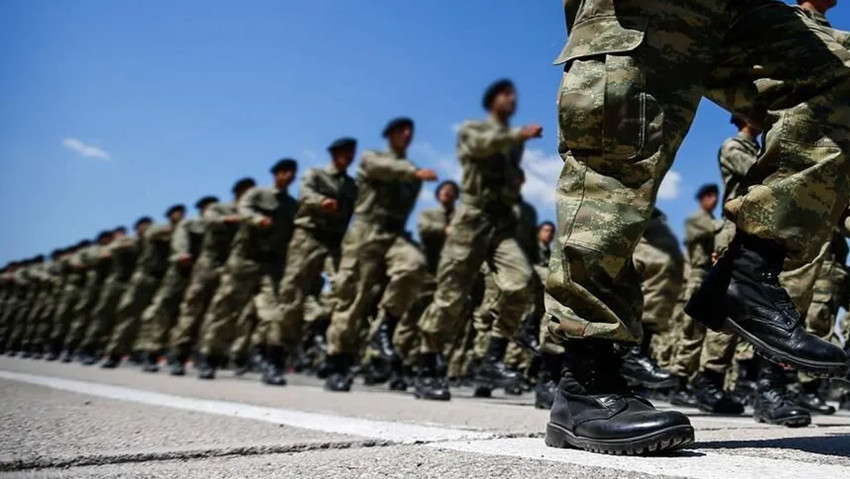 400 bin kişiyi etkileyecek! Çifte askerlik dönemi sona eriyor - Resim : 1