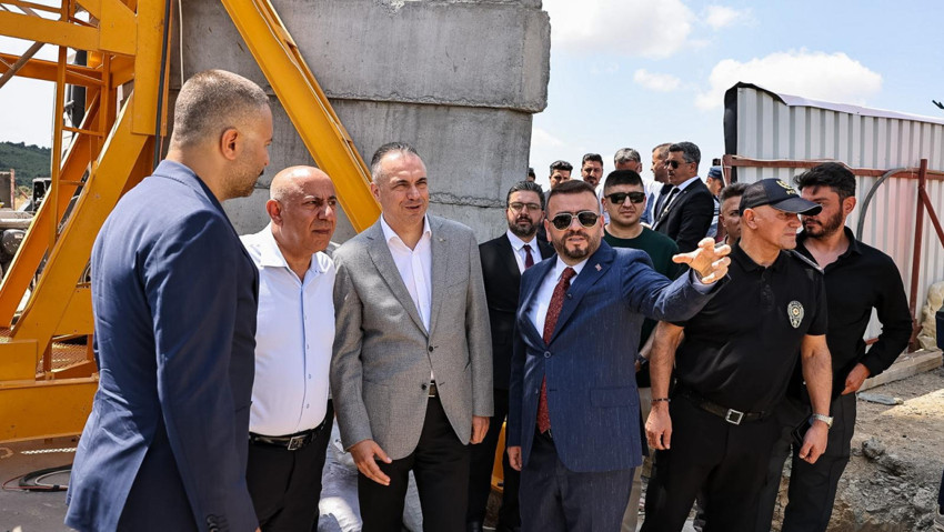 Arnavutköy’de kentsel yenileme hamlesi! 64 konutluk projenin temeli atıldı - Resim : 1