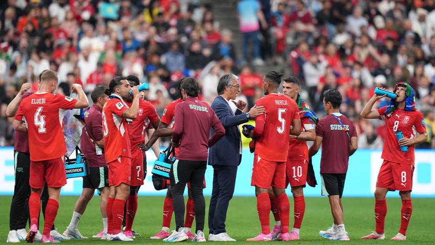 İsviçre hata yapmadı: 2 golle son 16 biletini kaptı! - Resim : 1