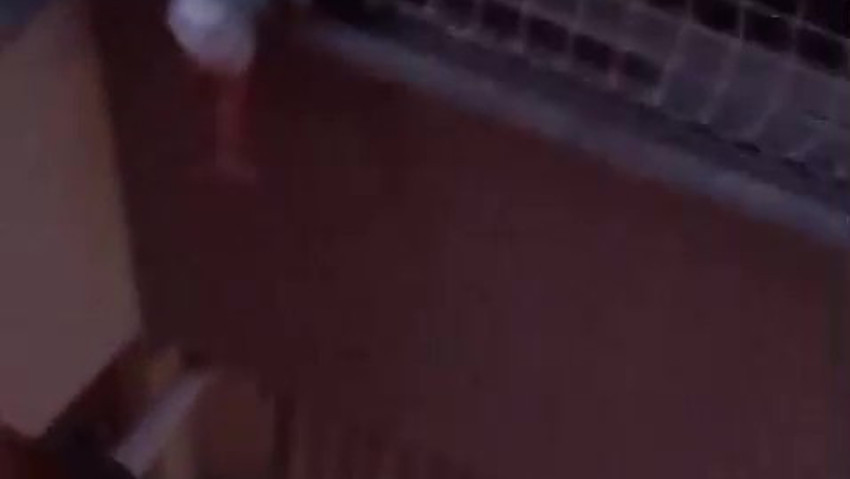 Faciaya saniyeler kala! 10 dakika boyunca tek eliyle evladını tuttu! "Ben ölürüm de onu kurtarırım" - Resim : 4