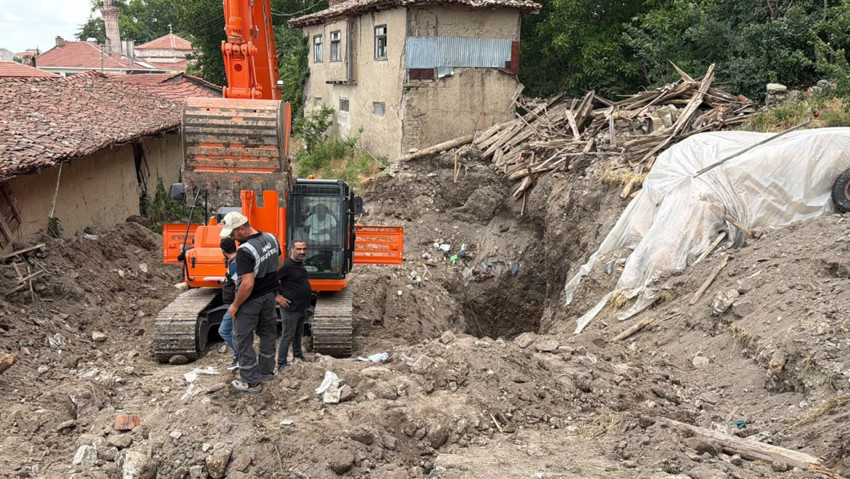 Define ararken kazdıkları tünel çöktü! Toprağın altından acı haber geldi - Resim : 2