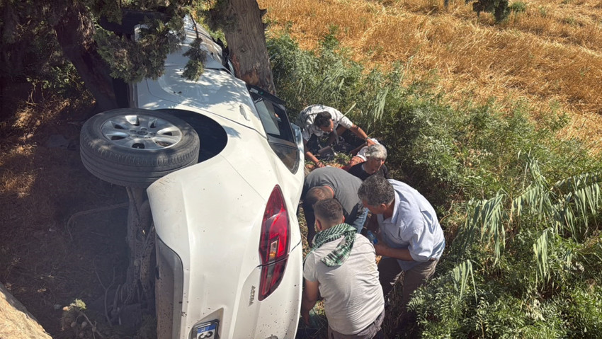 Düğün dönüşü feci kaza! 3’ü ağır, 7 yaralı var - Resim : 2