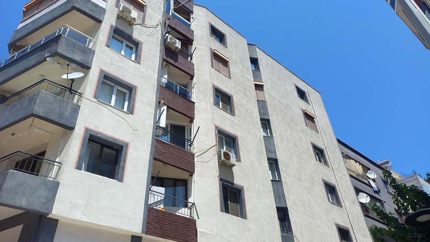 Balkondan düşen İlayda hayata tutunamadı - Resim : 1