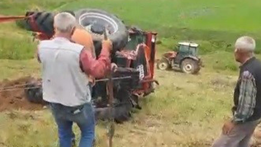 Devrilen traktörün ardından Sarıkamış’ta köylüler tek yürek oldu - Resim : 2