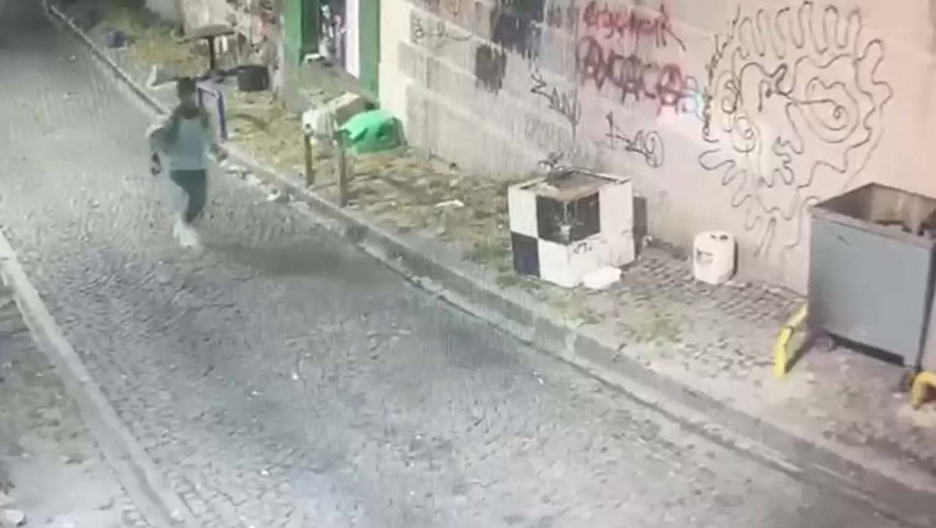 Beyoğlu’nda kalabalığı fırsata çevirdi: Sonu cezaevi oldu! - Resim : 2